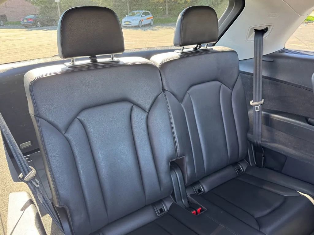 Used 2018 Audi Q7 2.0T Premium image 24