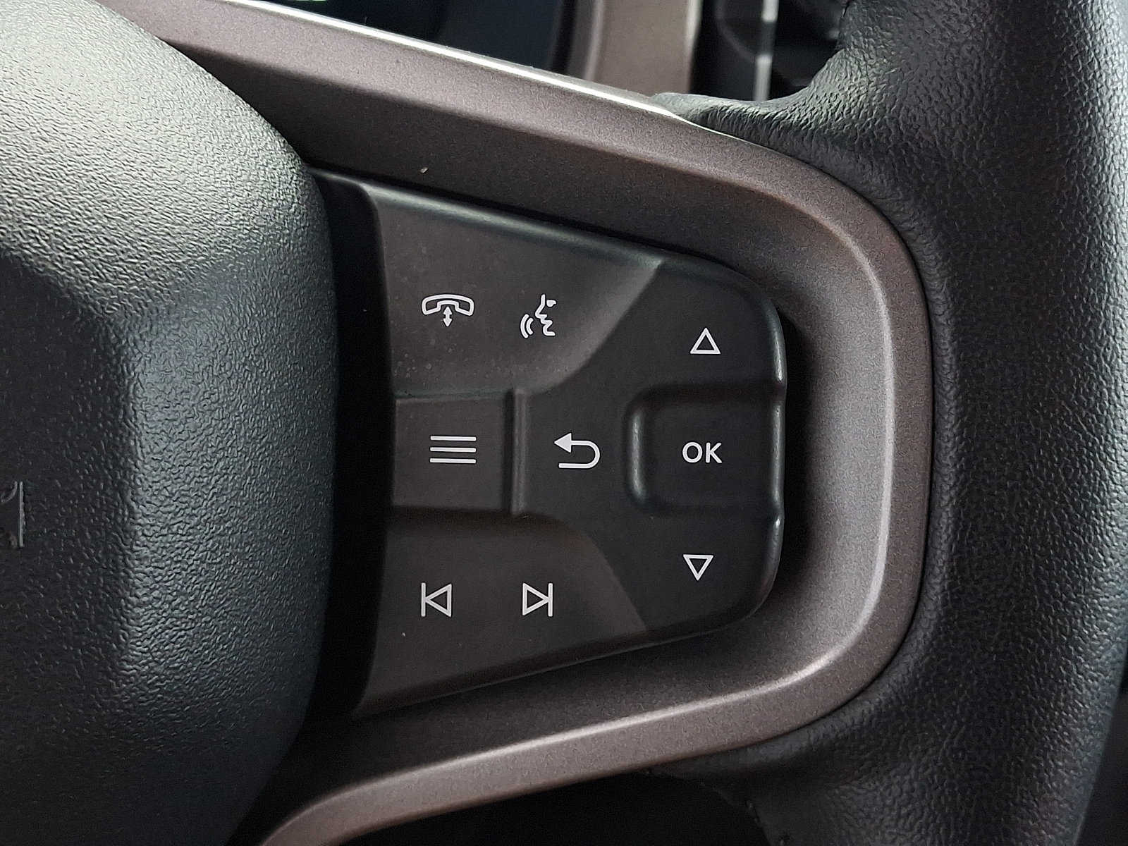 Used 2025 Ford Bronco Outer Banks AWD/4WD image 25