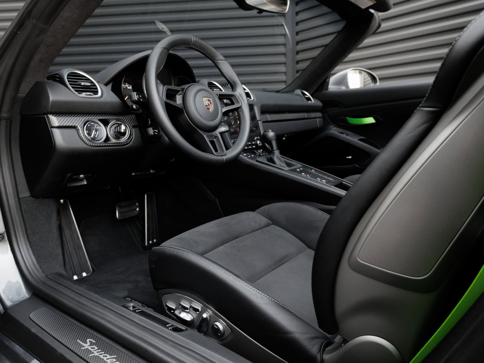 Certified 2025 Porsche 718 Boxster Spyder RS image 4