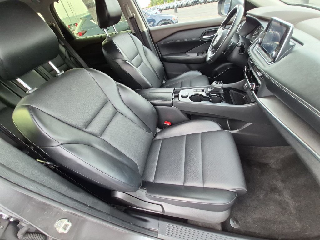 Used 2023 Nissan Rogue SV w/ SV Premium B Package AWD/4WD image 29