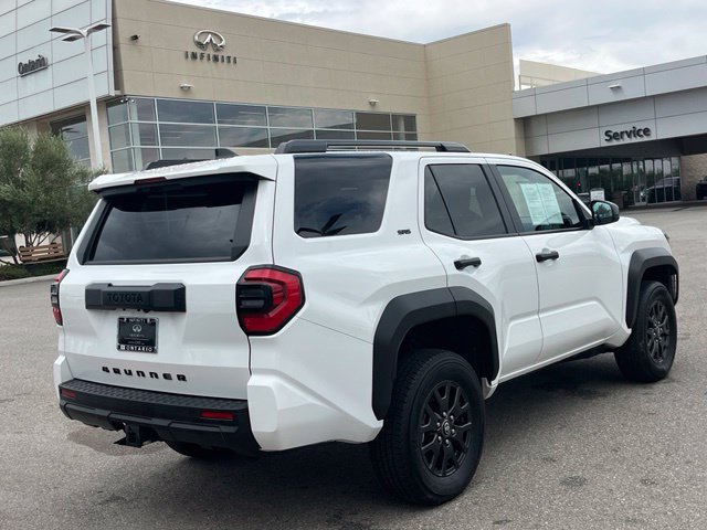 Used 2025 Toyota 4Runner SR5 AWD/4WD image 4
