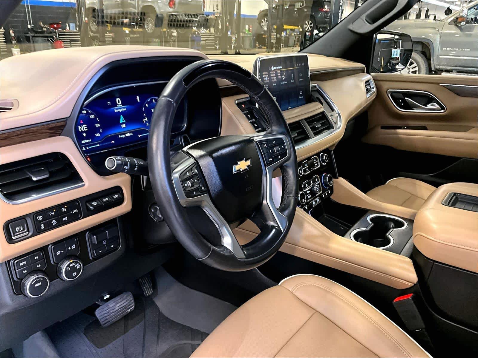 Used 2023 Chevrolet Tahoe Premier w/ Advanced Technology Package AWD/4WD image 8