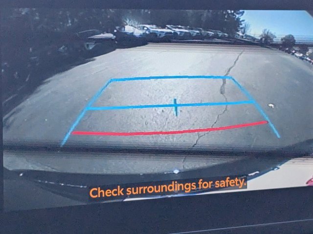 Used 2023 Toyota Highlander XLE image 26