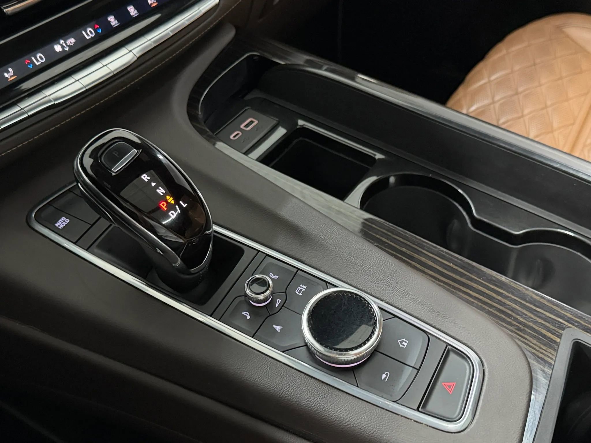 Used 2021 Cadillac Escalade ESV Sport AWD/4WD image 23