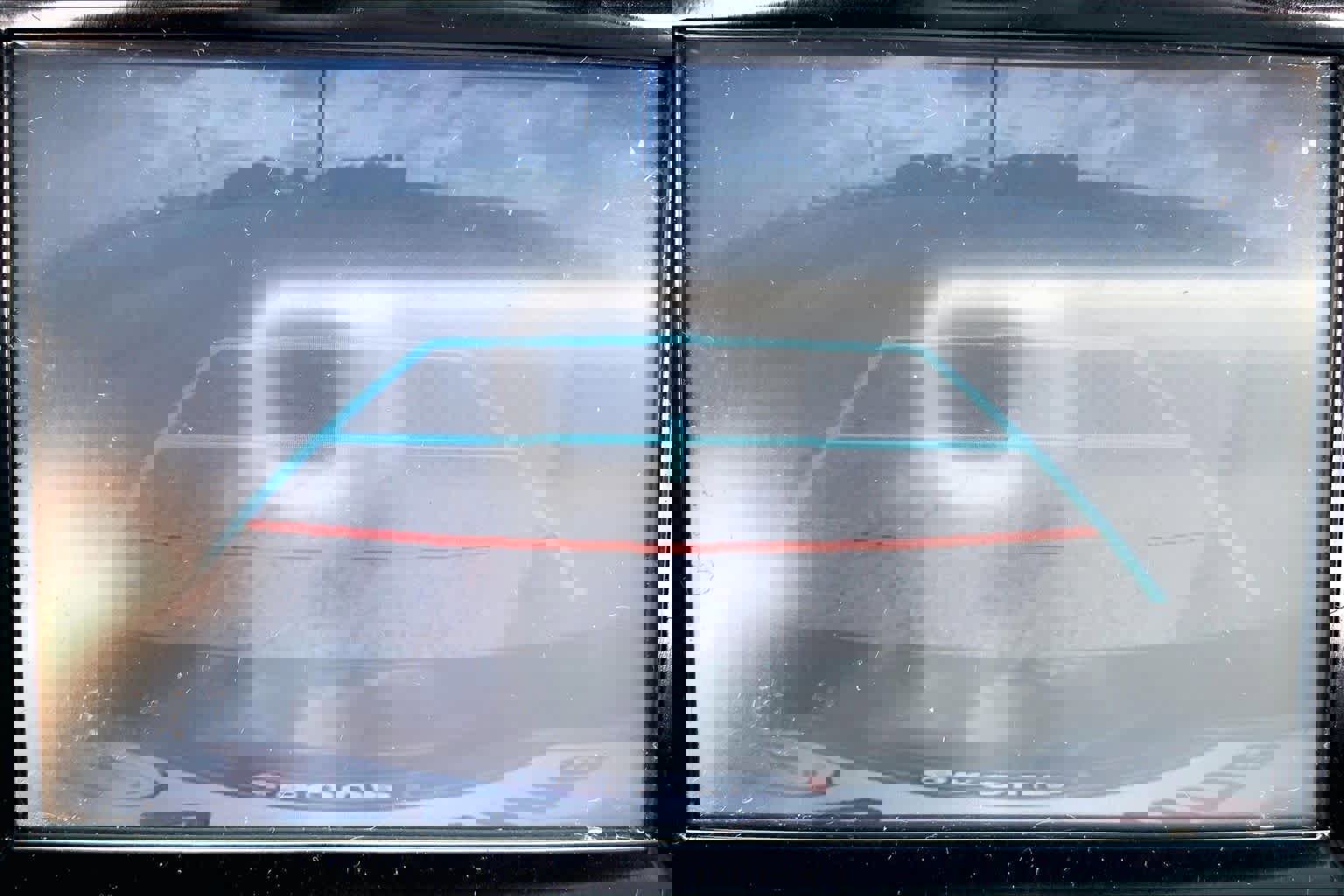 Used 2015 Toyota Camry XLE w/ Moonroof Package FWD image 25