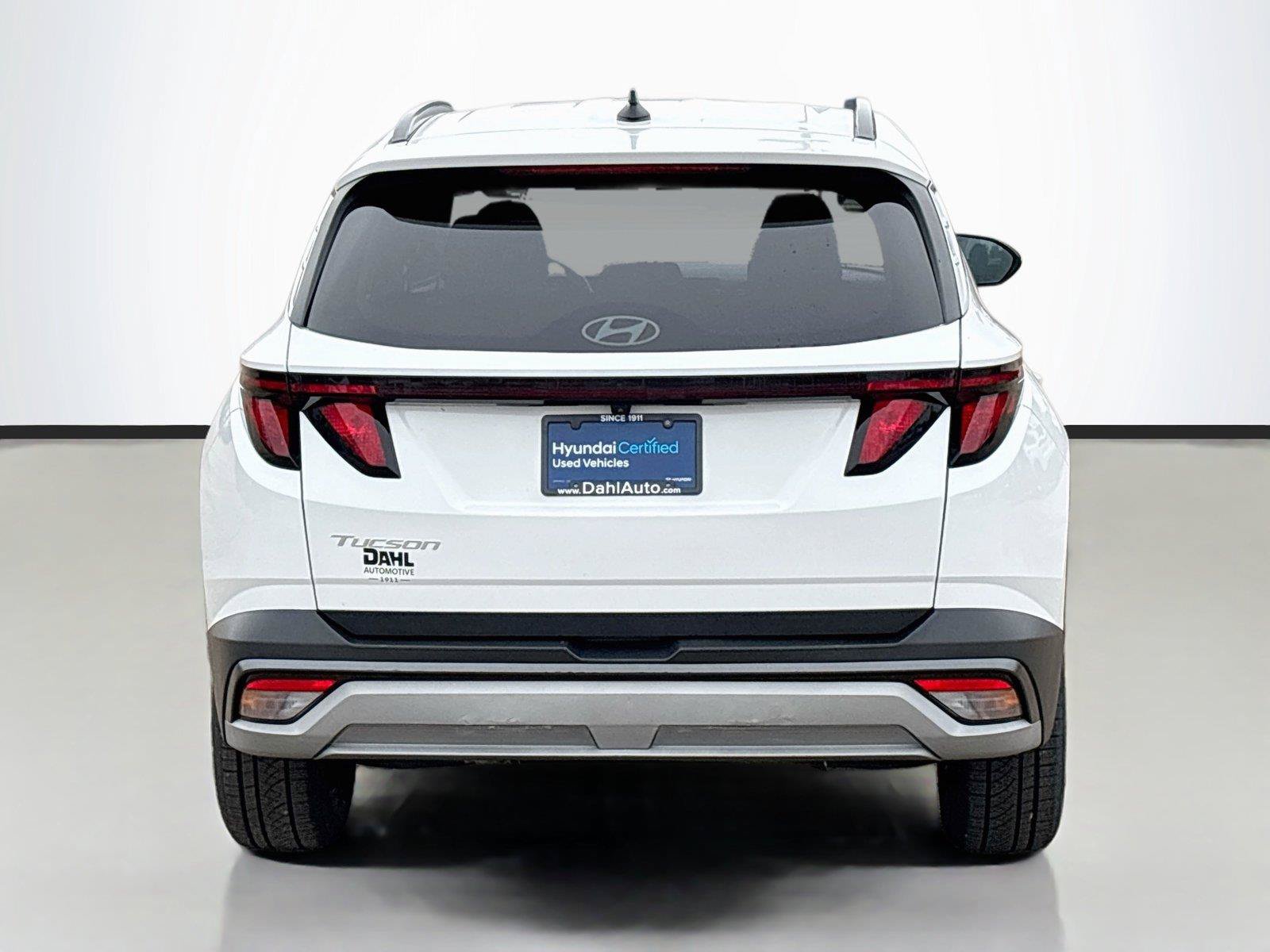 Certified 2025 Hyundai Tucson SEL AWD/4WD image 12