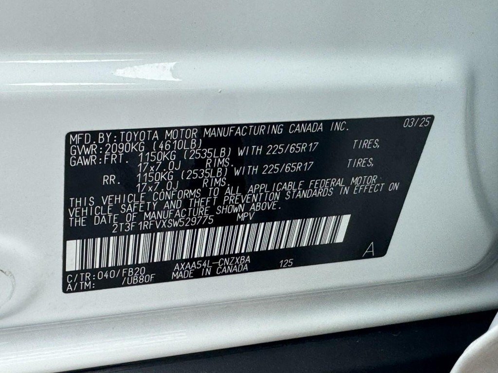 Used 2025 Toyota RAV4 LE AWD/4WD image 30