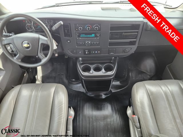 Used 2025 Chevrolet Express 3500 LS RWD image 26