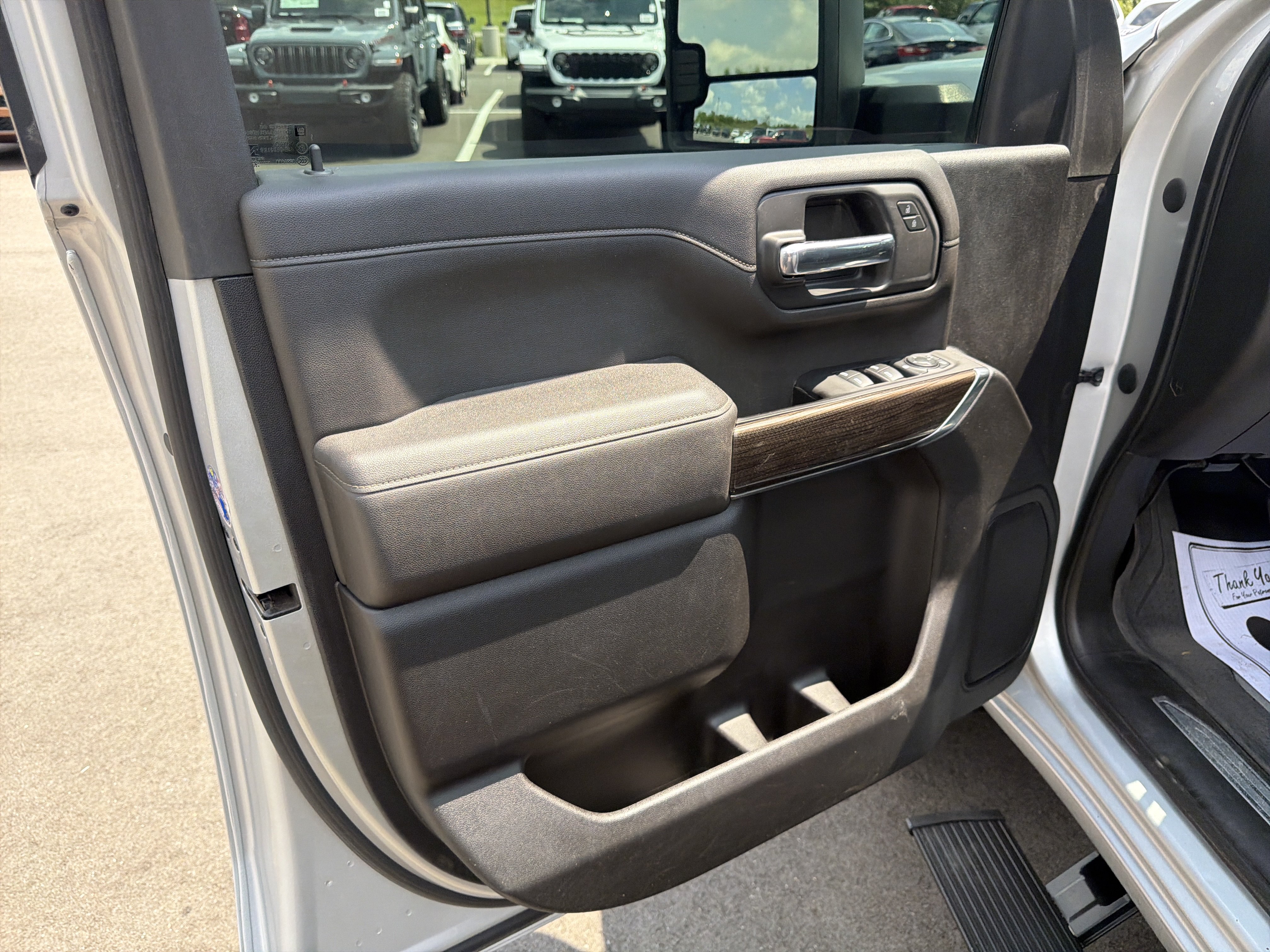 Used 2022 Chevrolet Silverado 3500 LT w/ Convenience Package AWD/4WD image 32