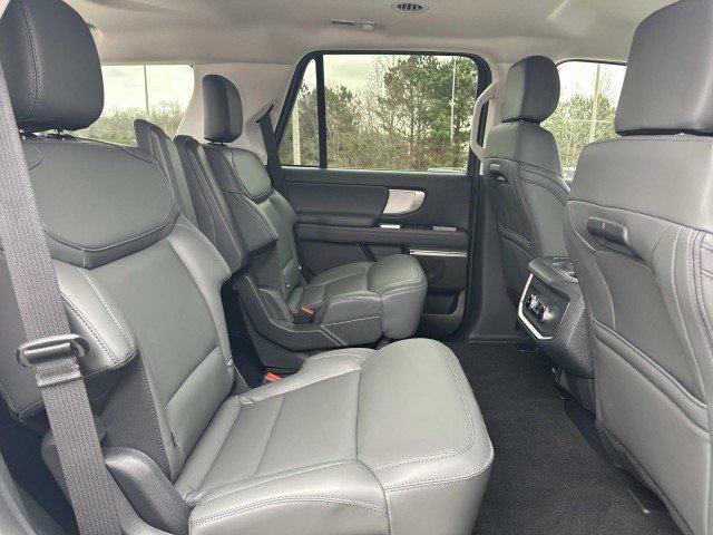 New 2026 Ford Expedition Active image 15