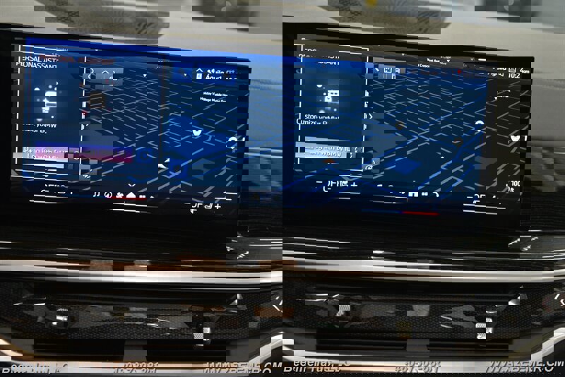 Used 2024 BMW X5 xDrive40i w/ M Sport Package image 31