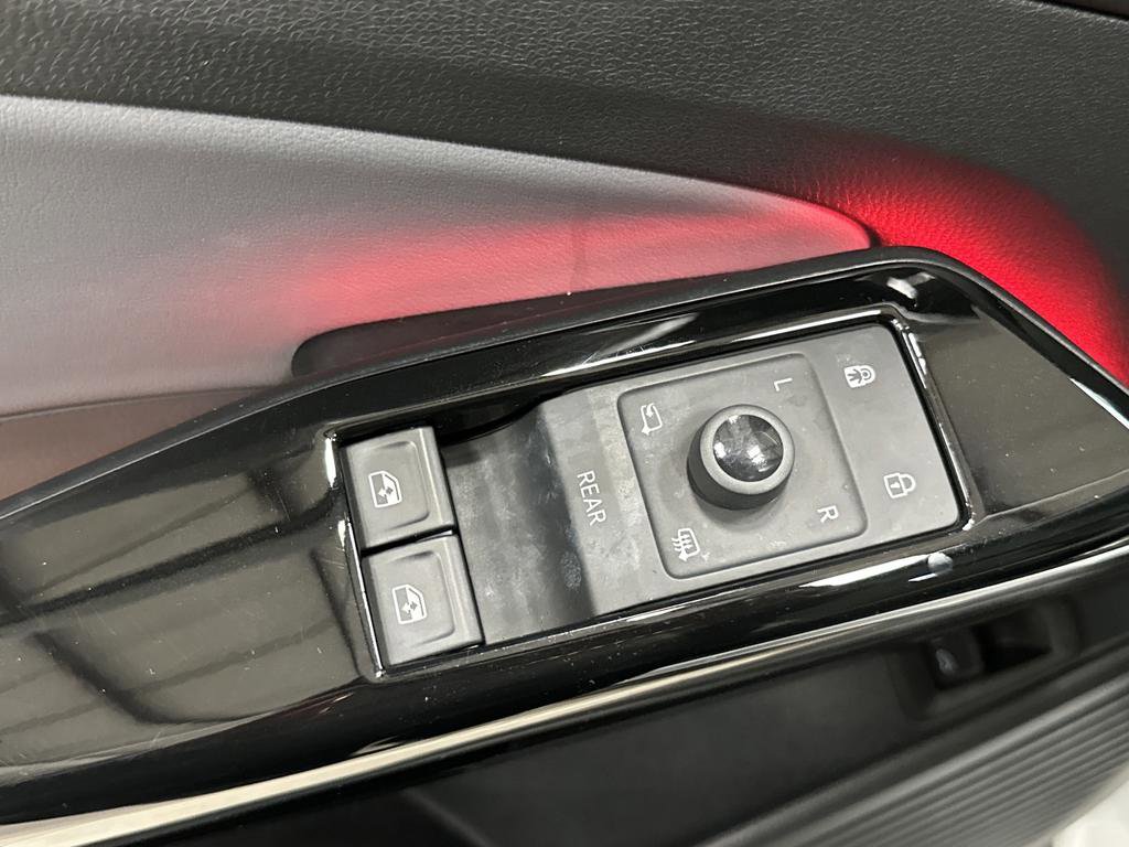 Used 2021 Volkswagen ID.4 Pro S image 28