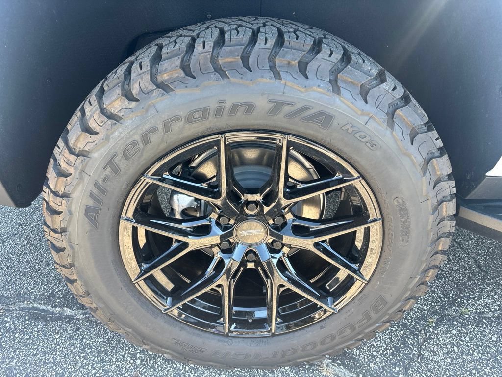 New 2026 Chevrolet Tahoe Premier AWD/4WD image 13