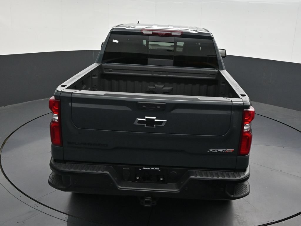 Used 2026 Chevrolet Silverado 1500 ZR2 w/ LPO, Dark Essentials Package AWD/4WD image 19