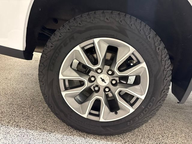 Used 2022 Chevrolet Silverado 1500 RST AWD/4WD image 32