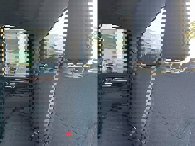 New 2026 GMC Sierra 2500 SLE w/ SLE Convenience Package image 10