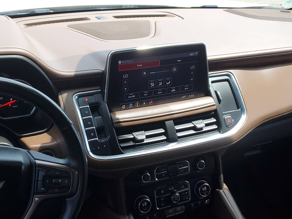Used 2021 Chevrolet Suburban High Country AWD/4WD image 32