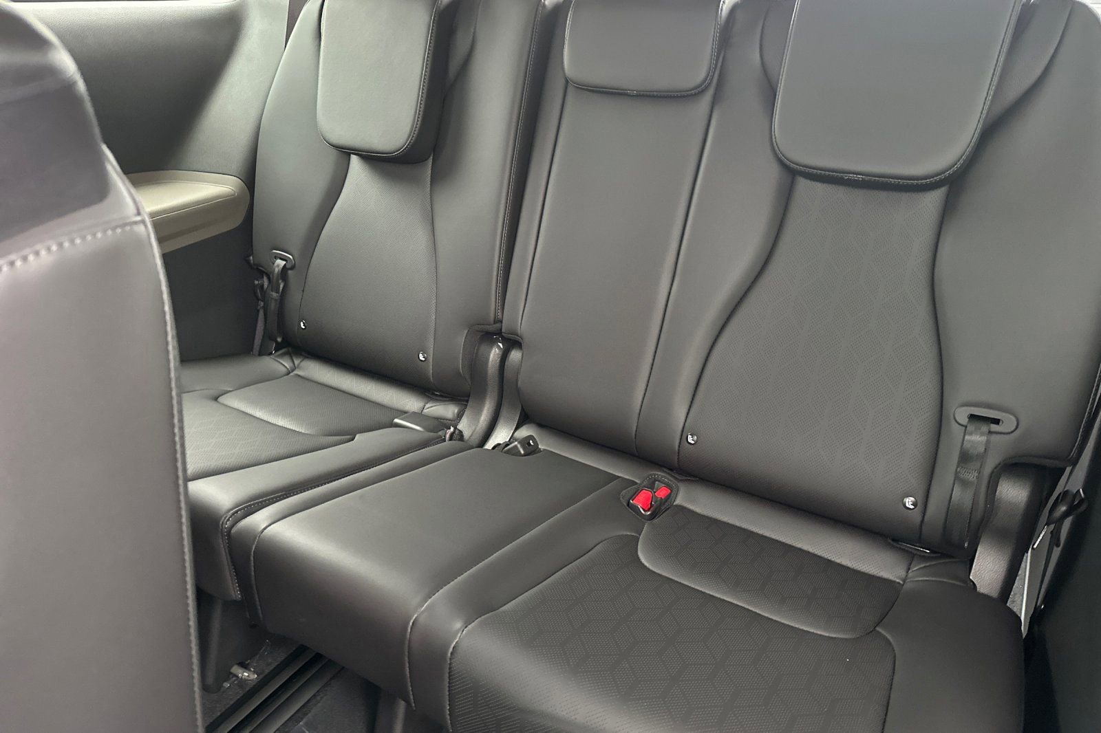 New 2026 Kia Carnival LXS image 15