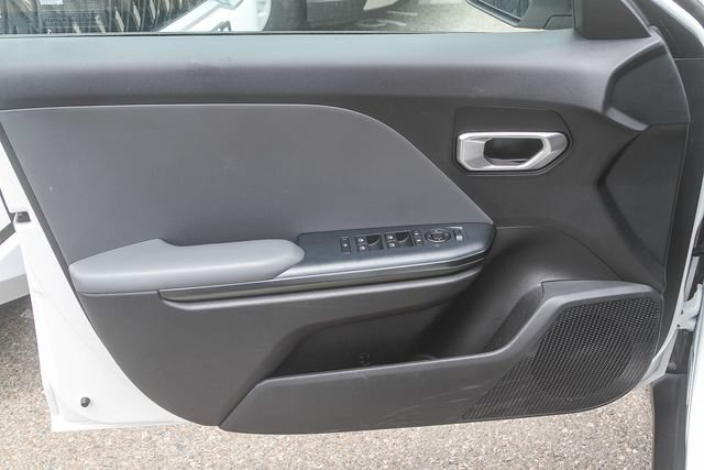 Certified 2025 Kia K4 FWD image 21