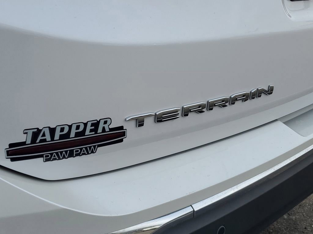 Used 2024 GMC Terrain SLT image 6