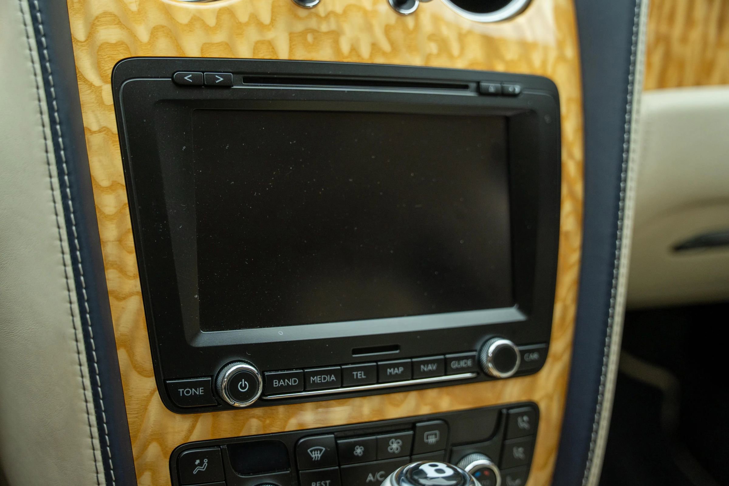 Used 2013 Bentley Flying Spur Flying Spur image 32