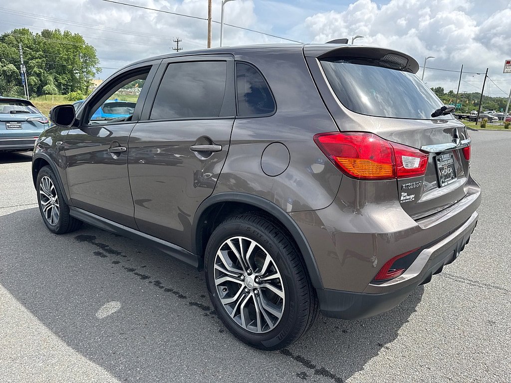 Used 2019 Mitsubishi Outlander Sport LE FWD image 5