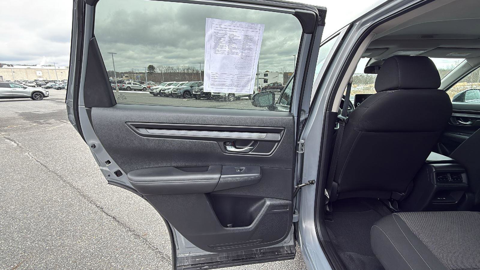 Used 2025 Honda CR-V EX image 21