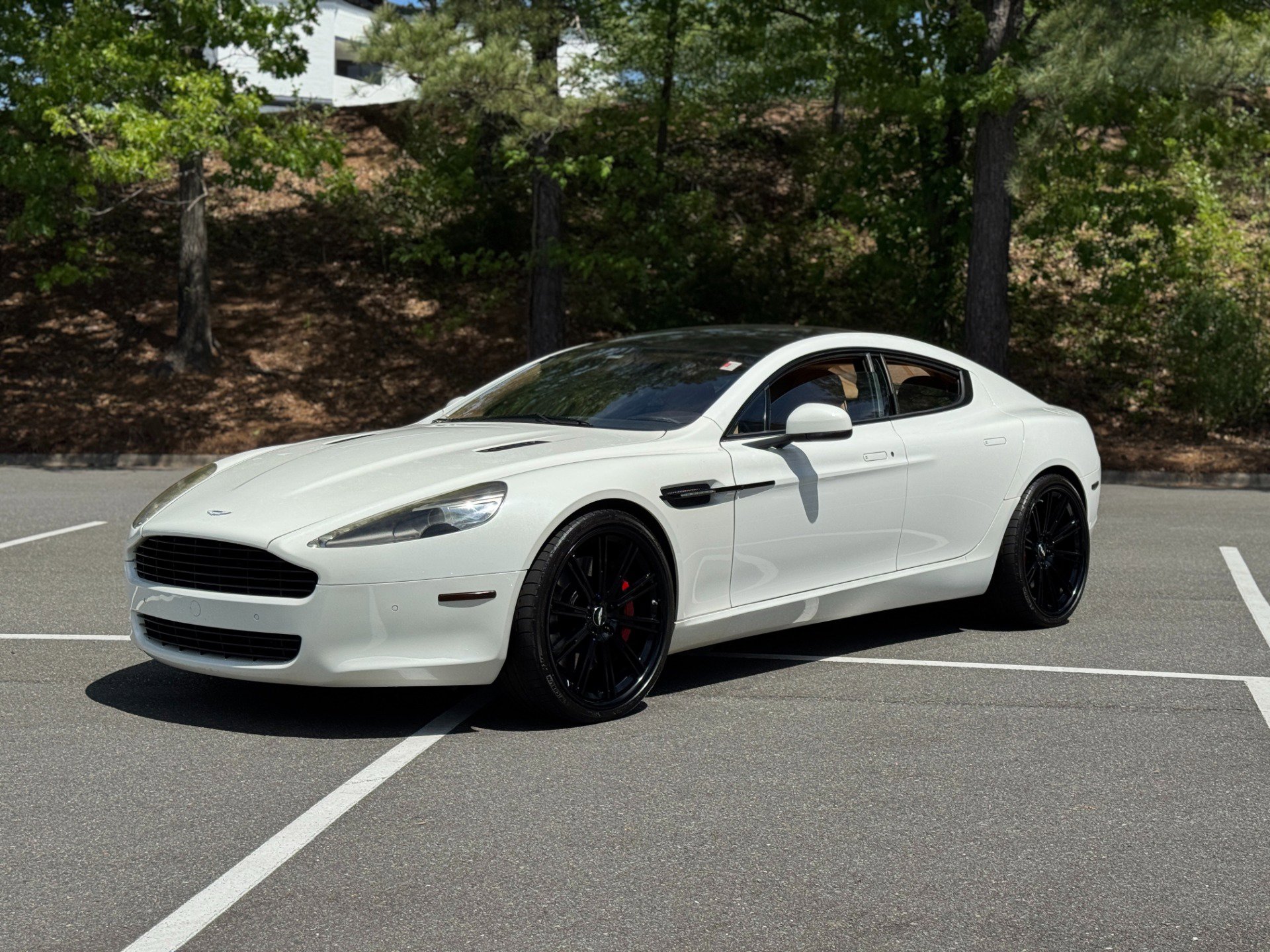 Used 2011 Aston Martin Rapide RWD image 4