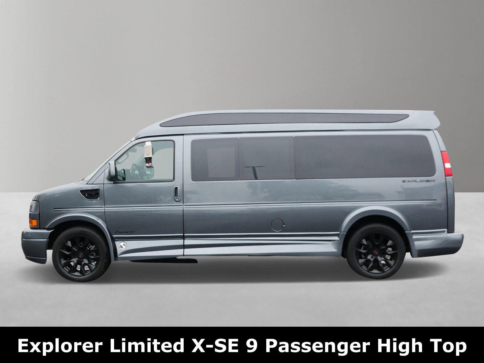 New 2025 GMC Savana 2500 Extended w/ Driver Convenience Package RWD image 2