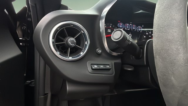 Used 2021 Chevrolet Camaro SS RWD image 18