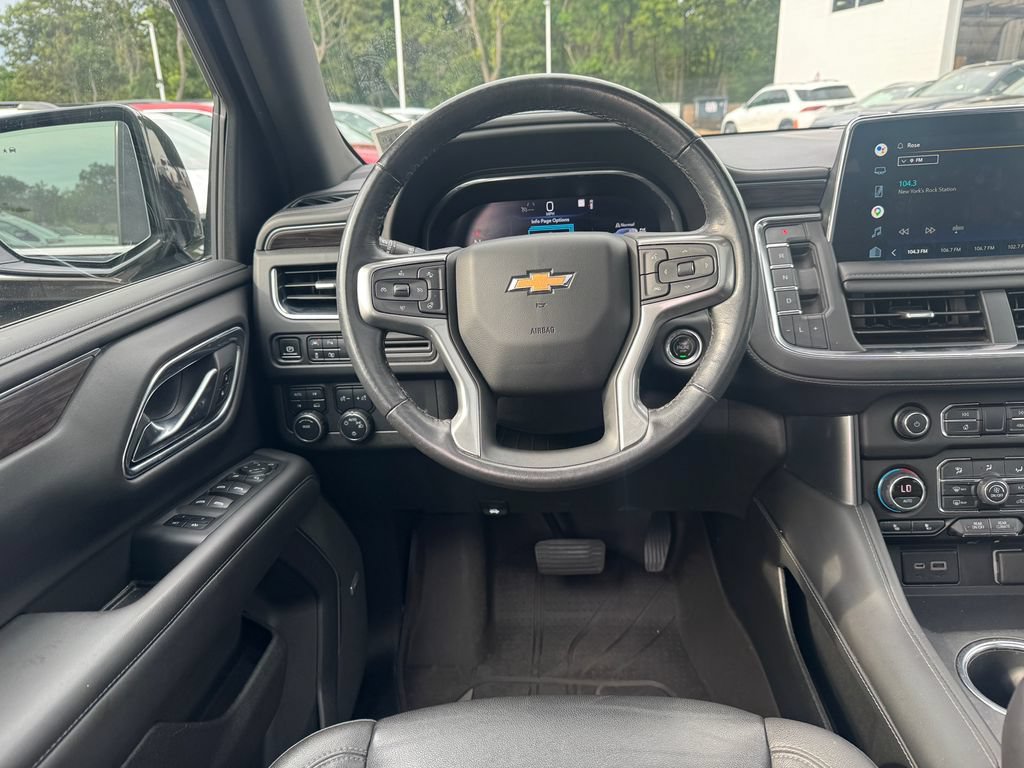 Used 2022 Chevrolet Tahoe LT w/ Luxury Package AWD/4WD image 13