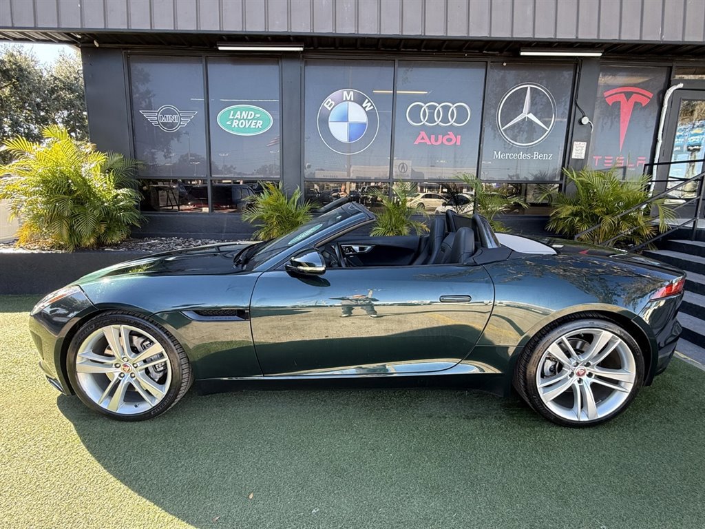 Used 2016 Jaguar F-TYPE Convertible image 7