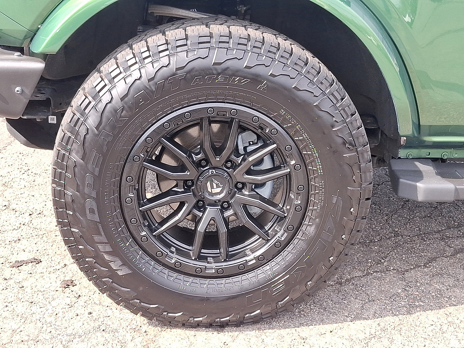 Used 2023 Ford Bronco Outer Banks image 11