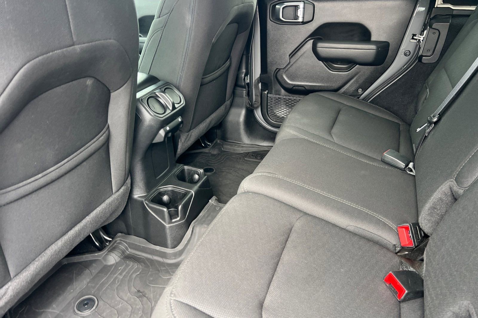 Used 2023 Jeep Wrangler Sport image 12