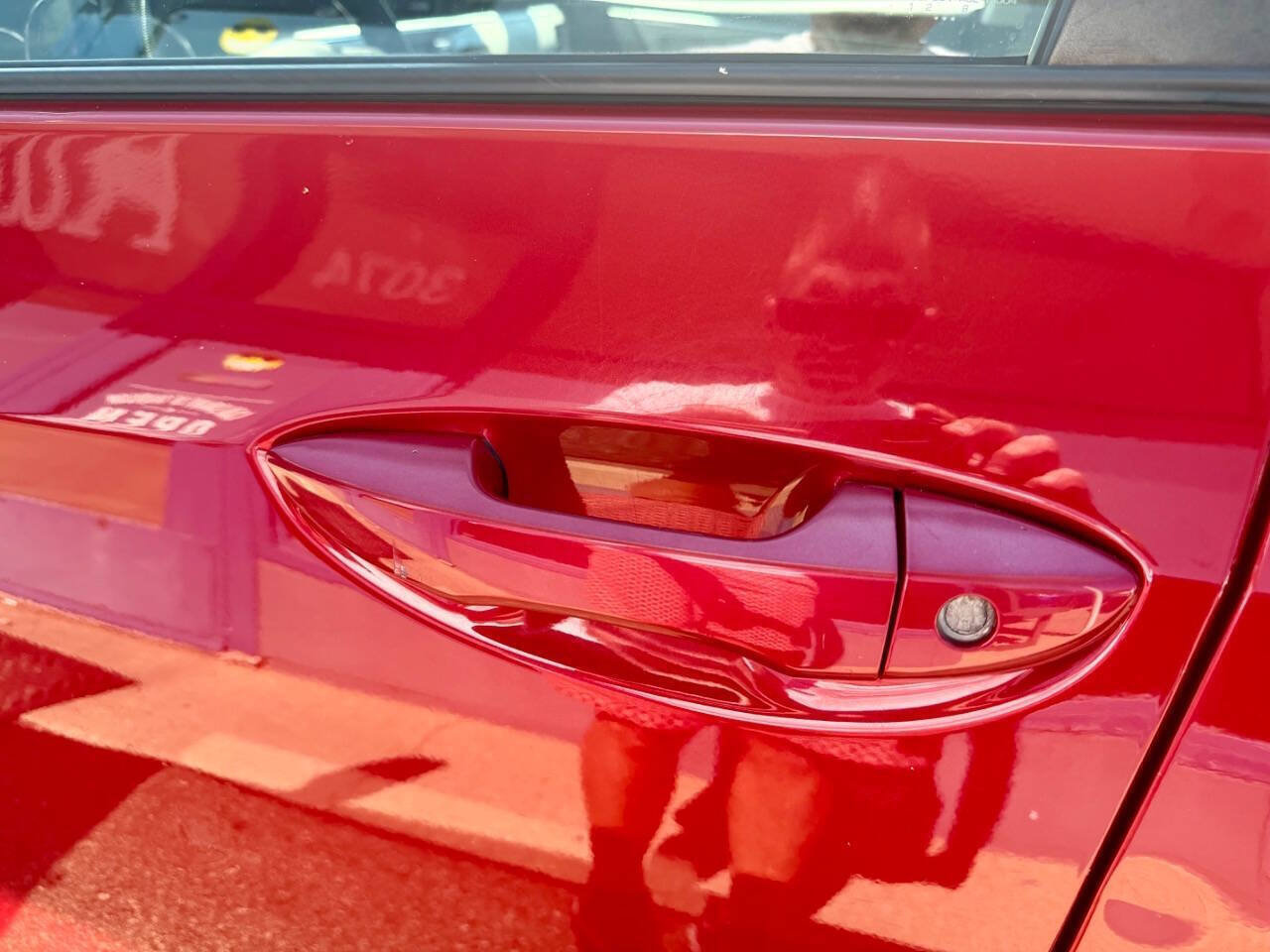 Used 2016 Toyota Corolla LE FWD image 13