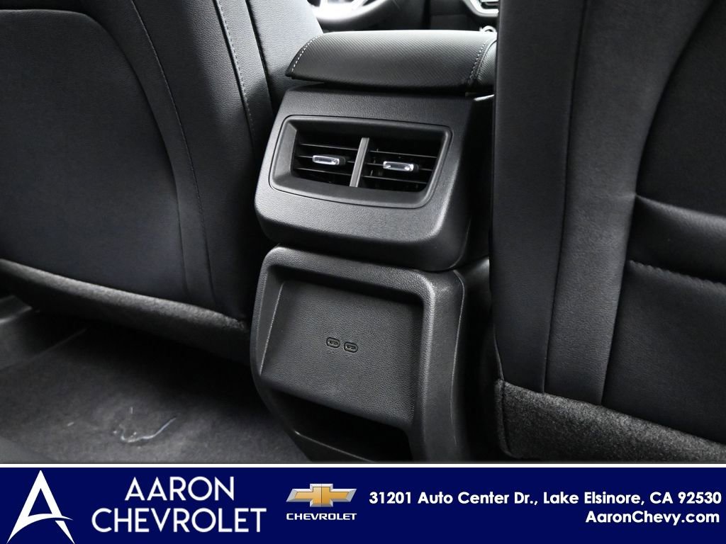 New 2026 Chevrolet Equinox EV LT image 11