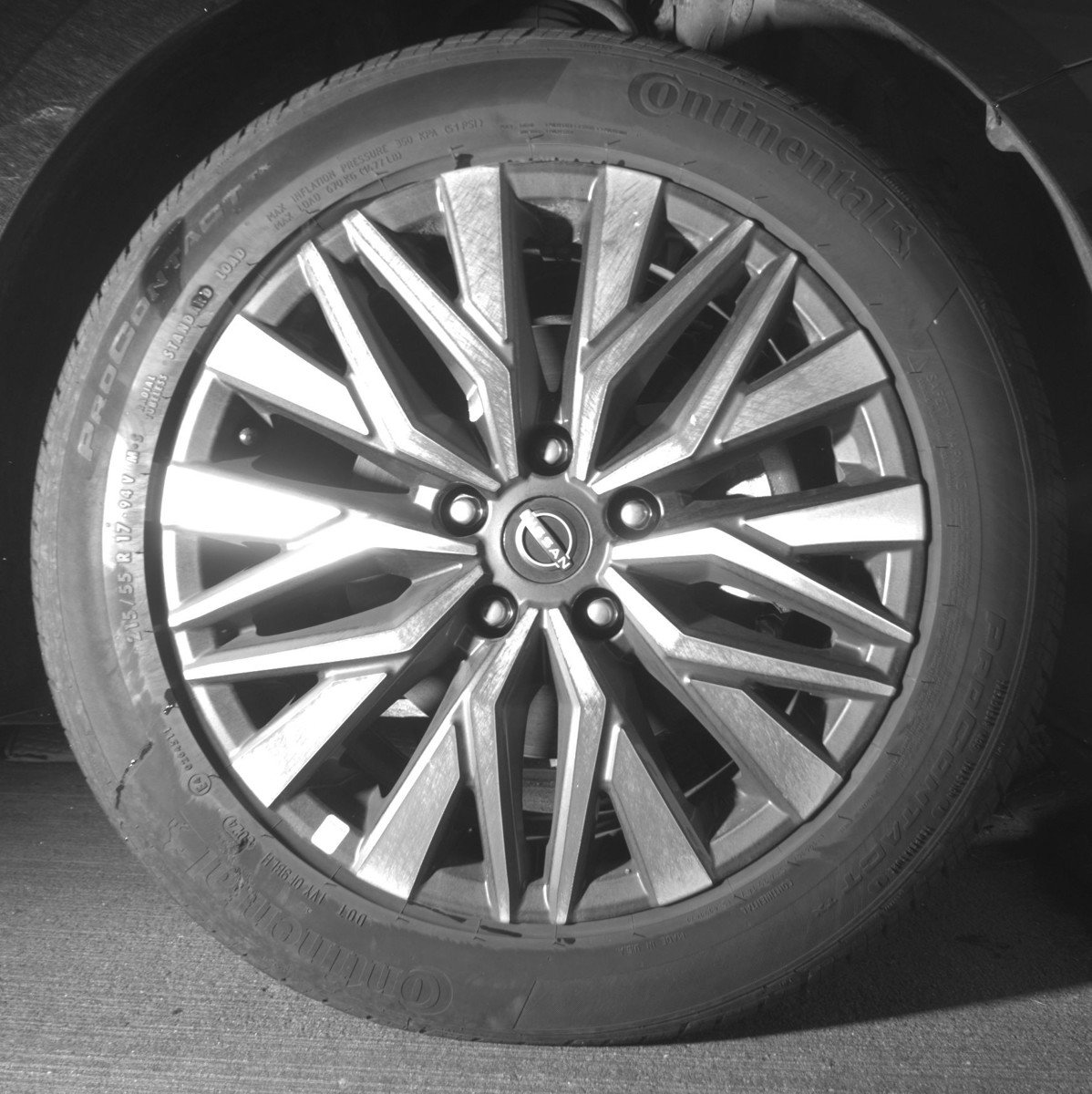 Used 2025 Nissan Altima 2.5 SV image 13