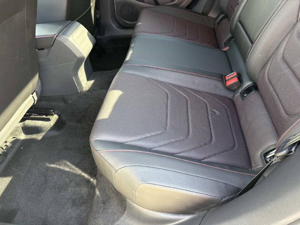 Used 2024 Volkswagen Jetta GLI Autobahn FWD image 16