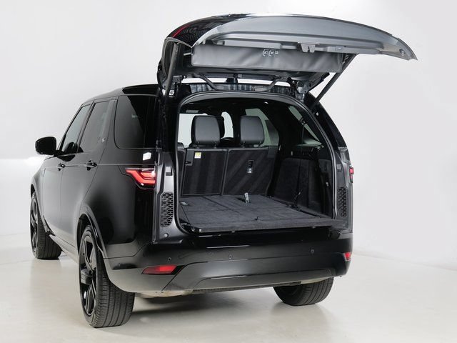 Certified 2025 Land Rover Discovery Dynamic SE AWD/4WD image 31