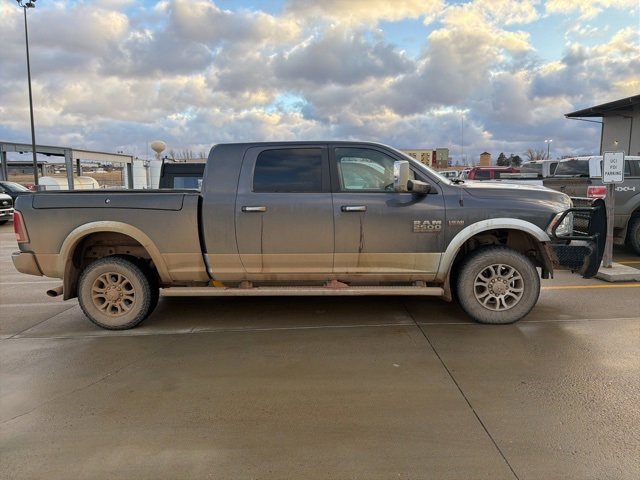 Used 2014 RAM 2500 Laramie w/ Convenience Group image 2