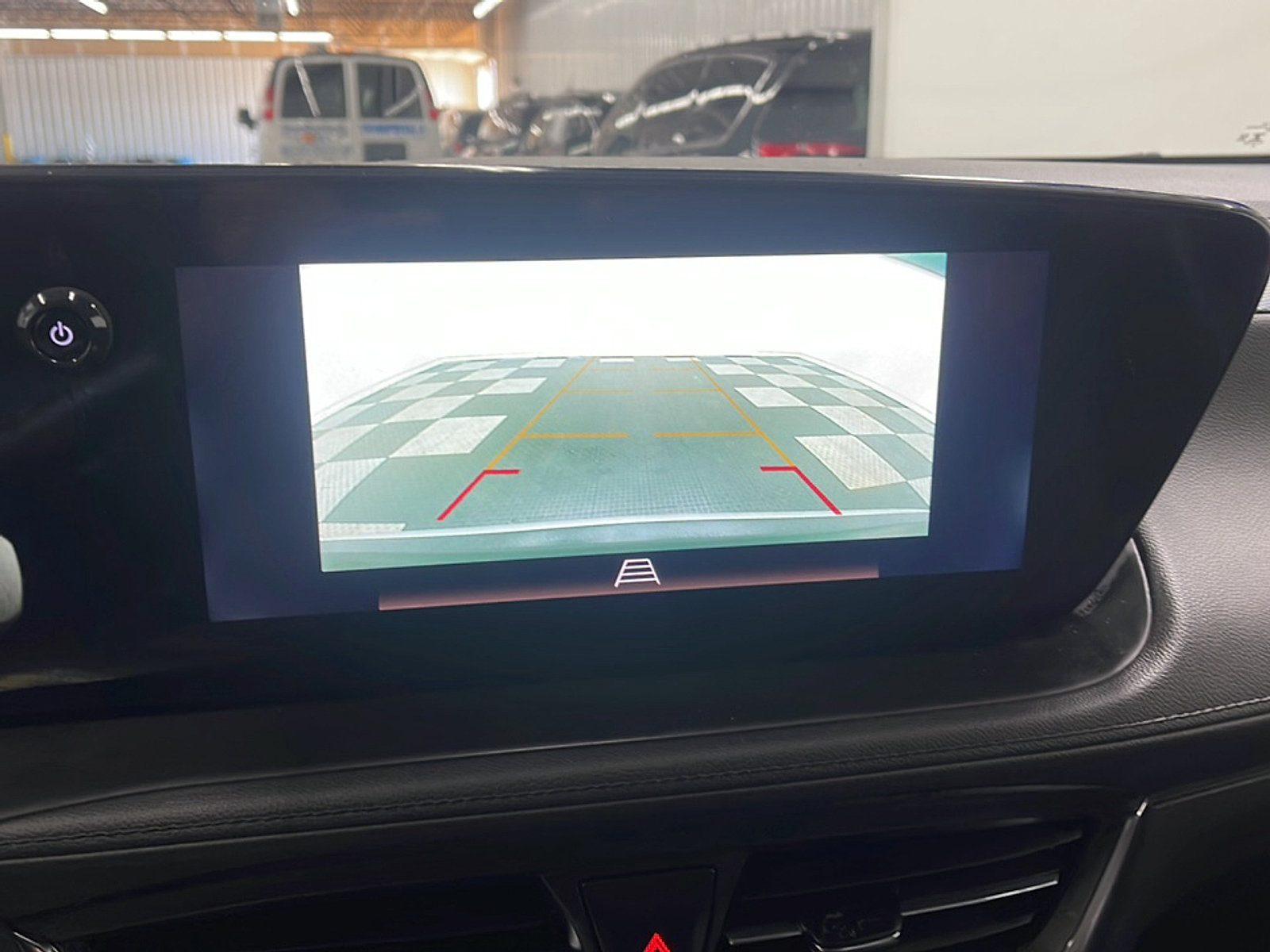 Used 2025 Buick Encore GX Preferred AWD/4WD image 9