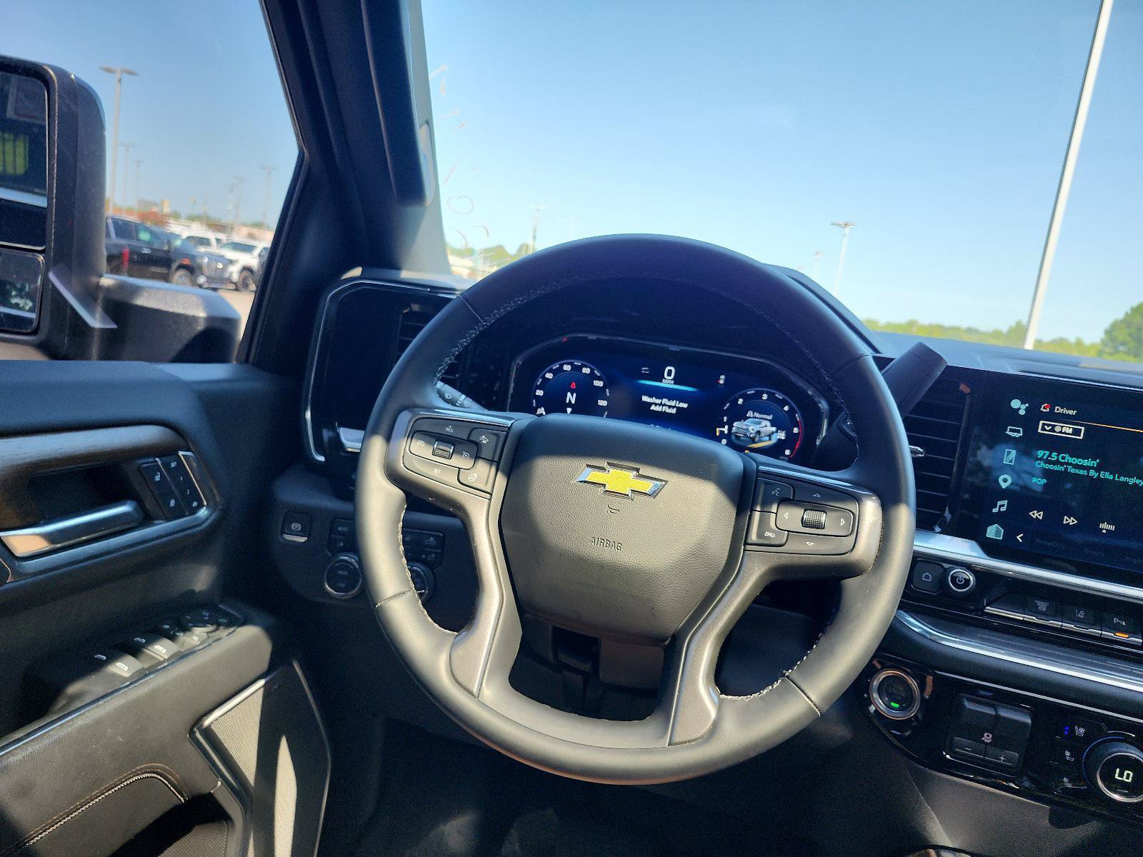 Used 2024 Chevrolet Silverado 3500 High Country w/ High Country Premium Package AWD/4WD image 17