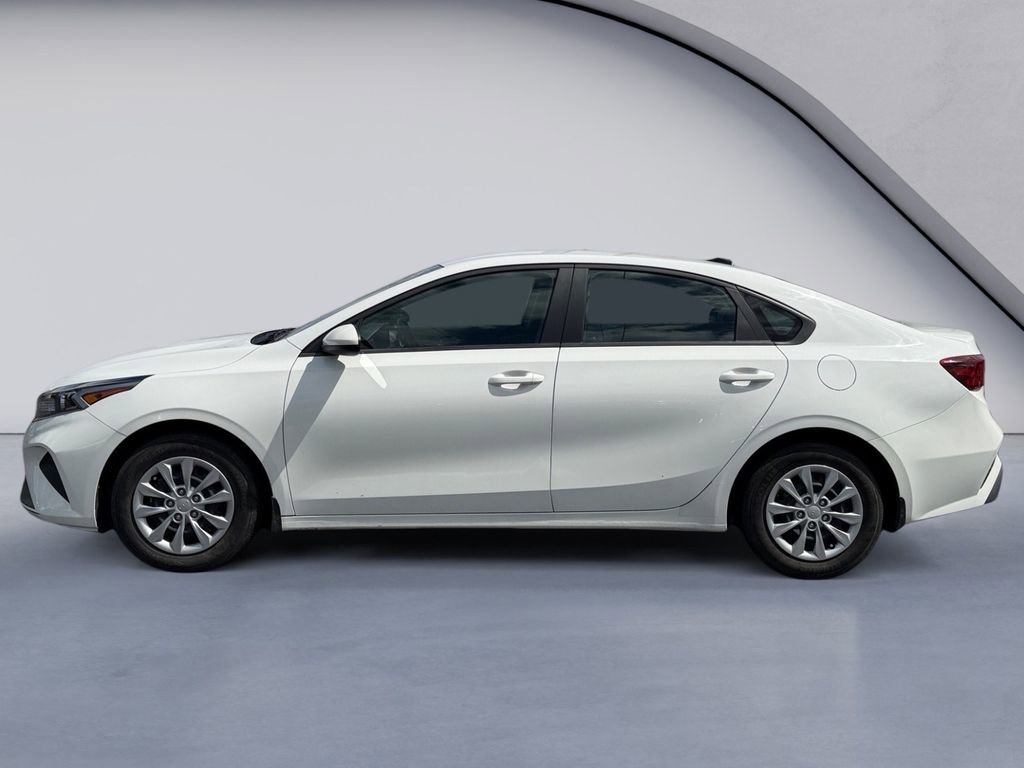 Used 2024 Kia Forte LX image 2