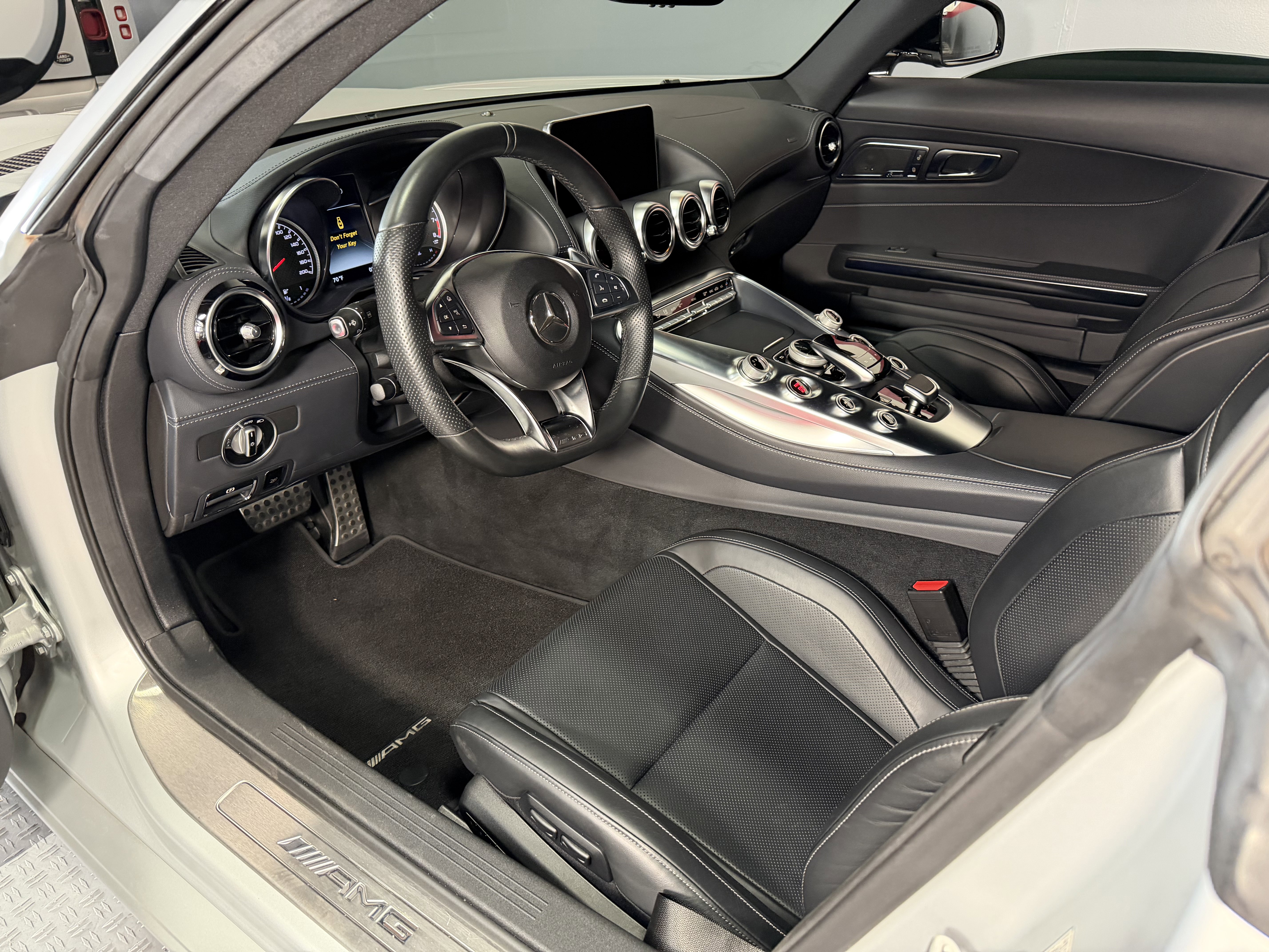 Used 2018 Mercedes-Benz AMG GT Coupe image 19