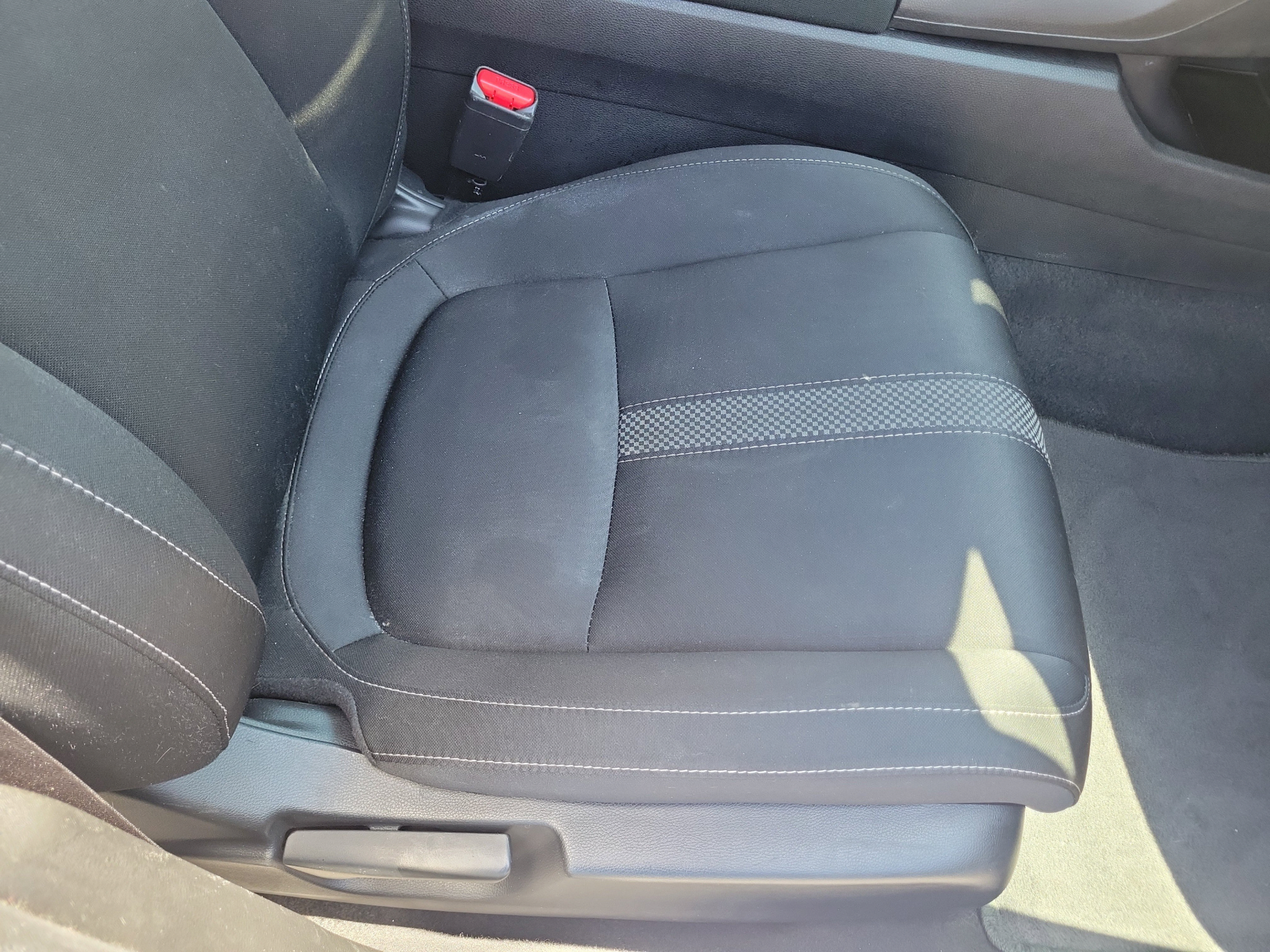 Certified 2021 Honda Civic EX image 19