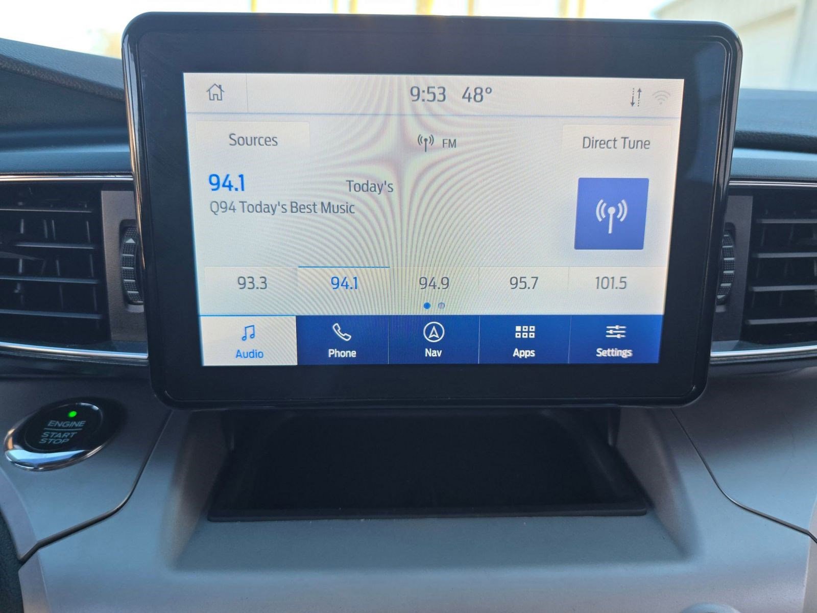 Used 2020 Ford Explorer XLT w/ Equipment Group 202A image 25