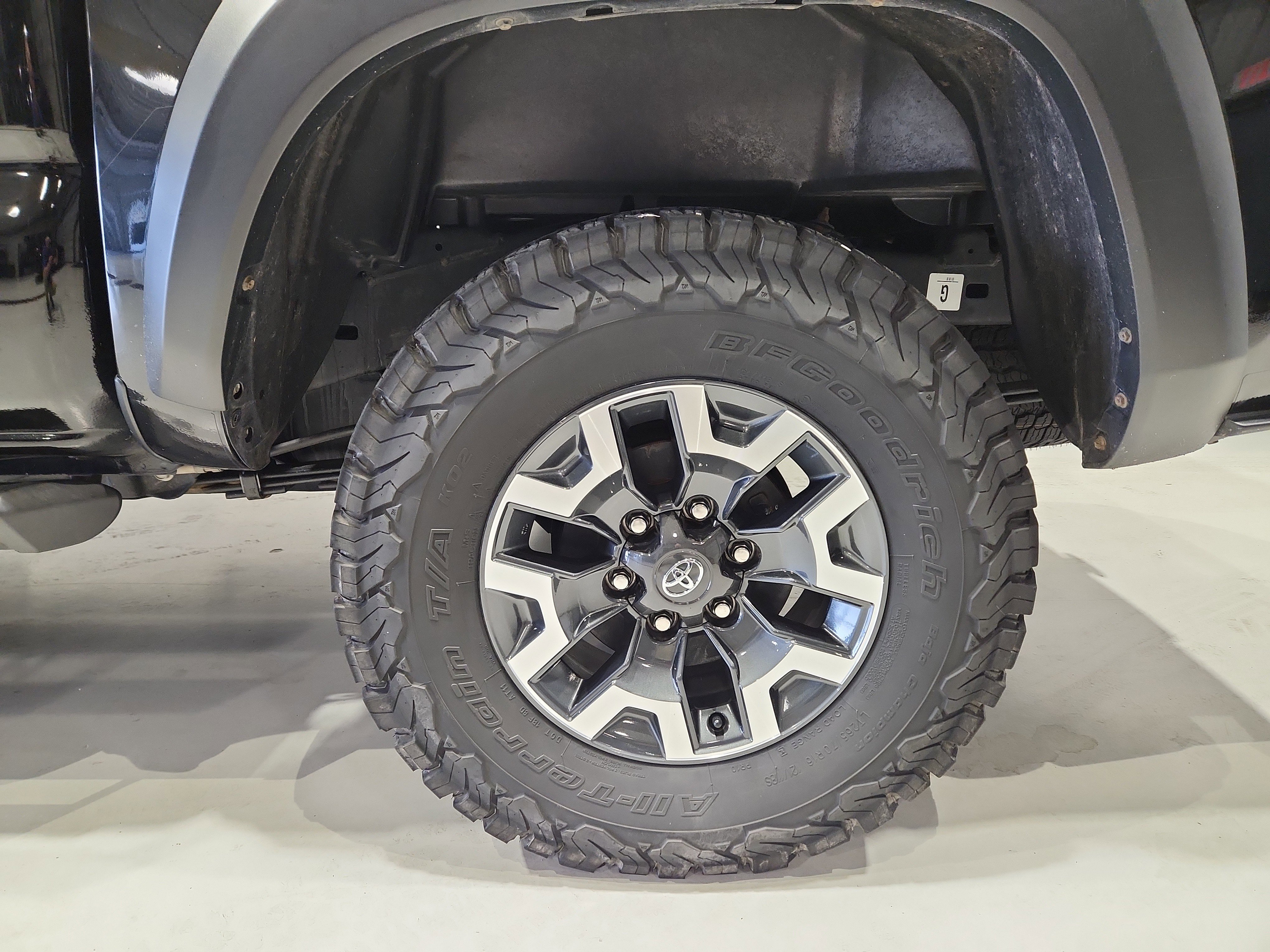 Used 2023 Toyota Tacoma TRD Off-Road image 23