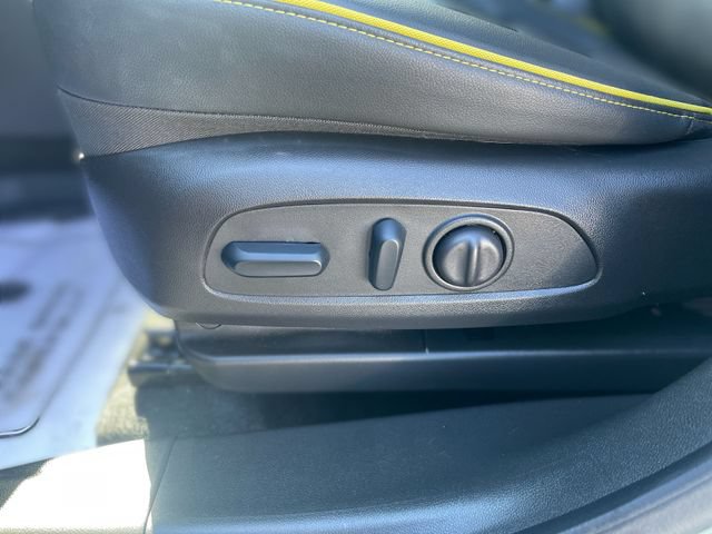 Used 2025 Chevrolet TrailBlazer ACTIV w/ Convenience Package FWD image 16