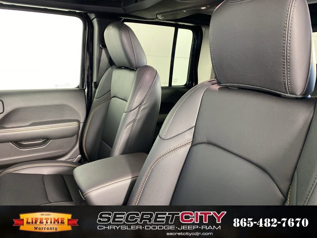 New 2026 Jeep Gladiator Sport image 10