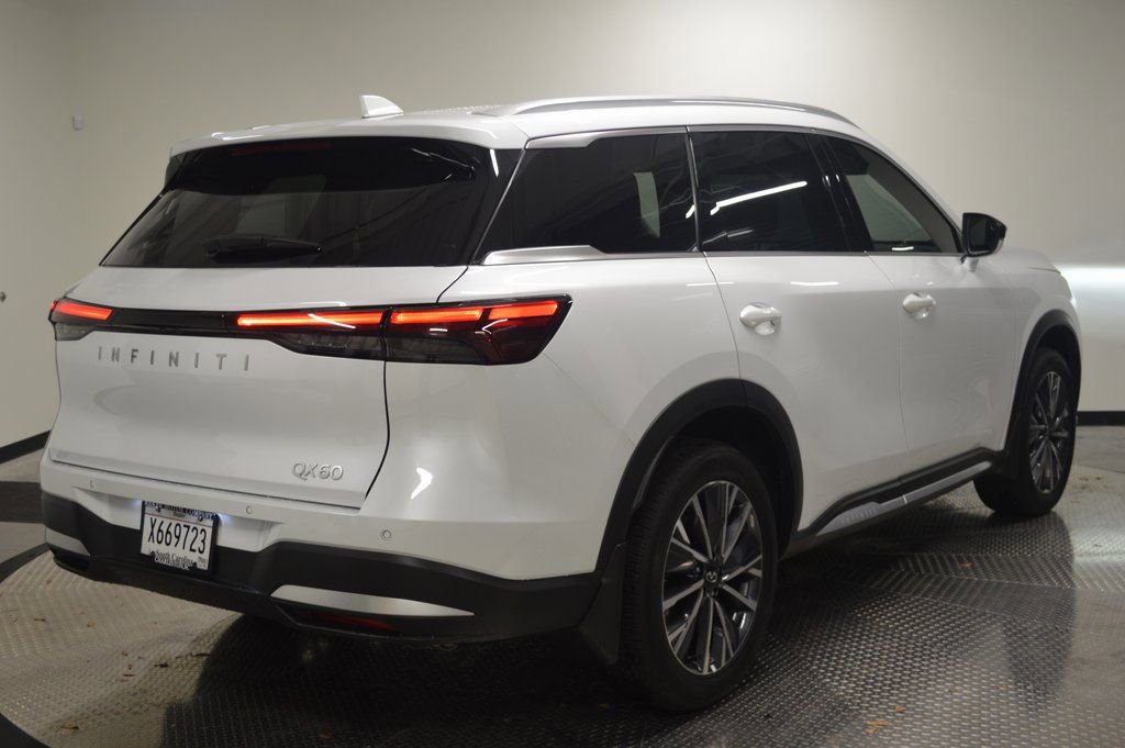 Certified 2026 INFINITI QX60 Luxe w/ Cargo Package image 7